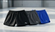 Pantalón Corto de Entrenamiento "Apex Kinetic". Movimiento sin restricciones para tus sesiones más exigentes.
