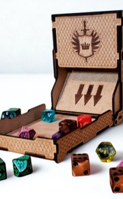 torre_de_dados_en_madera