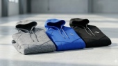 Sudadera Ligera con Capucha "Vortex Shield". Tu capa esencial para los calentamientos fr&iacute;os o el enfriamiento post-entrenamiento.